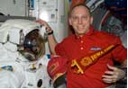 AER E Alum, Clayton Anderson, prepares to return to space