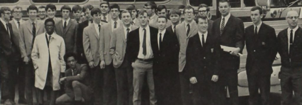 Team photo of 1970 Cyclone track and field team