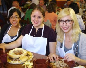 Students eating in Spain