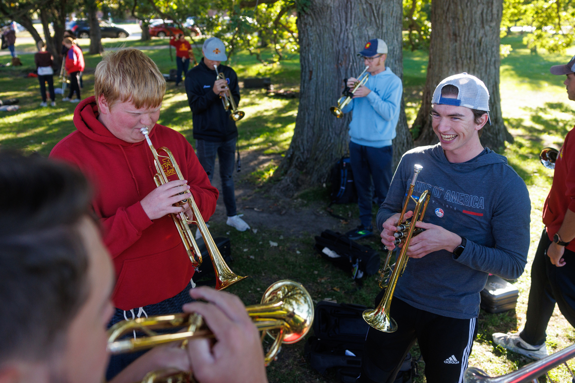 Trumpet players in a circle