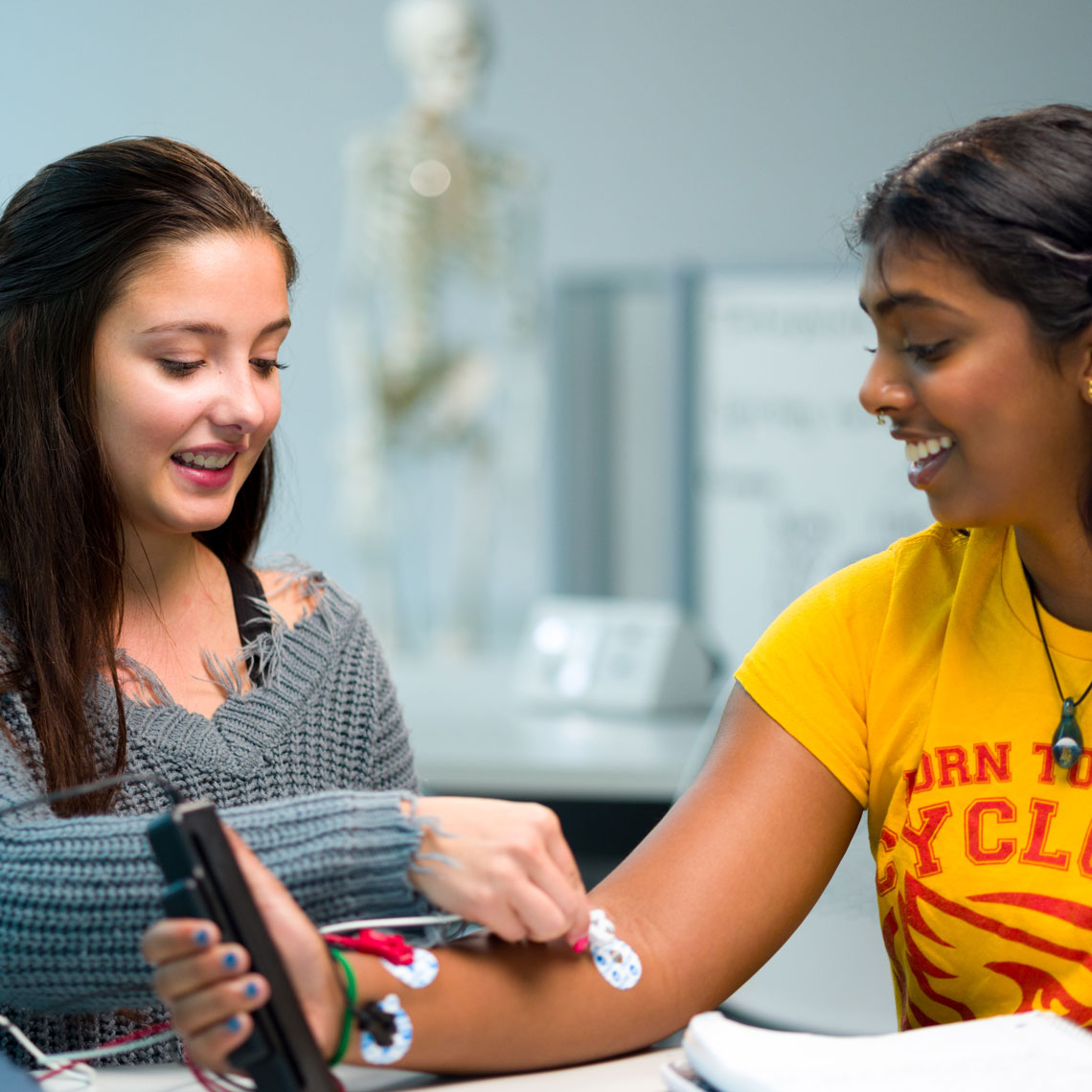 Two students in a biomedical engineering lab