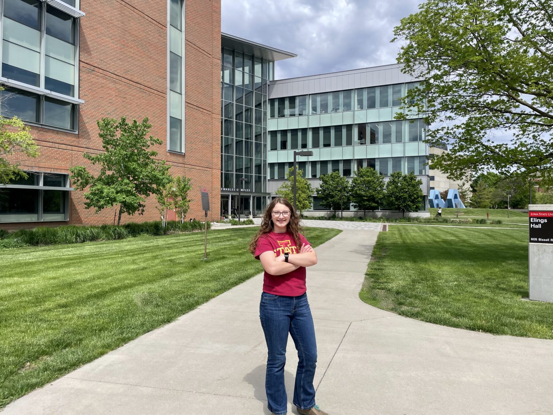 Rochelle Thys in ISU gear in front of Elings Hall