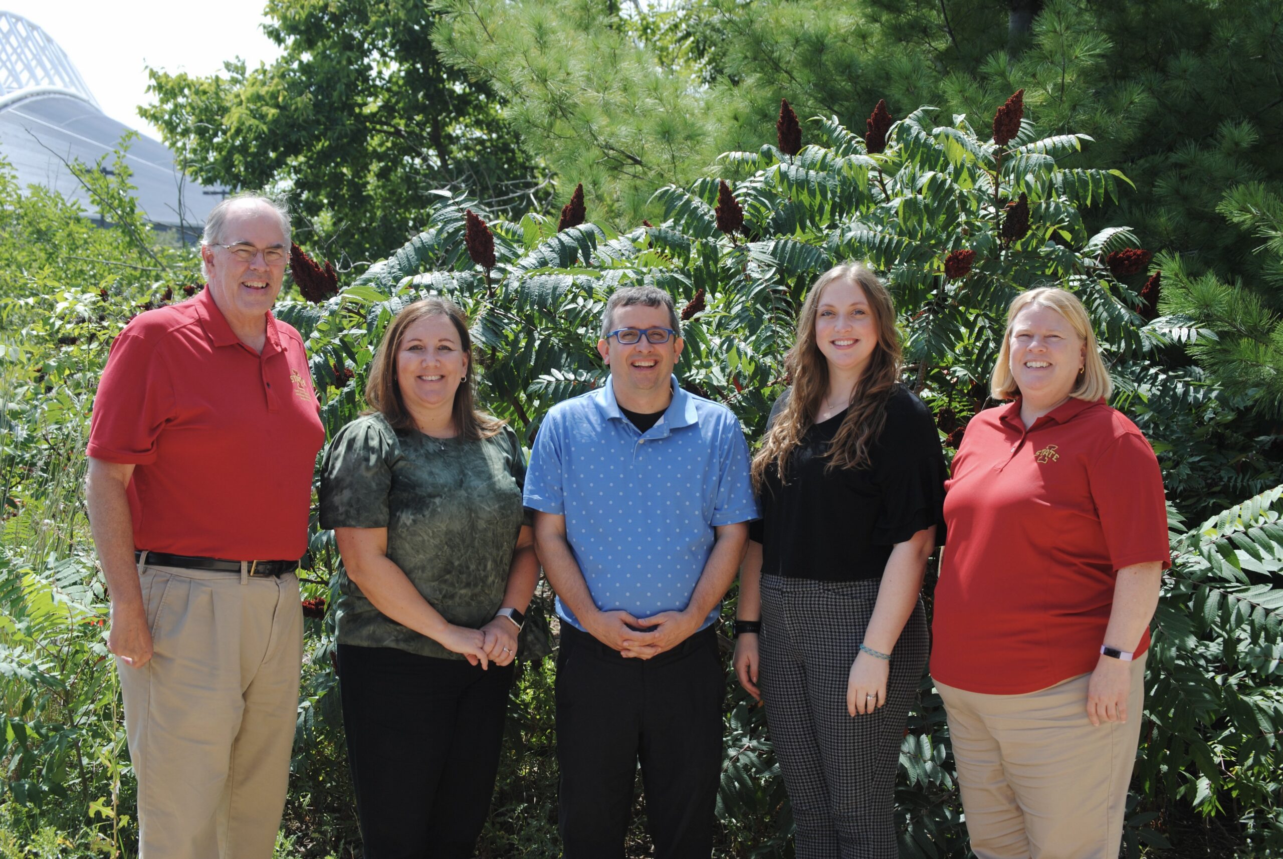 two men and three women, the CCEE advisor team