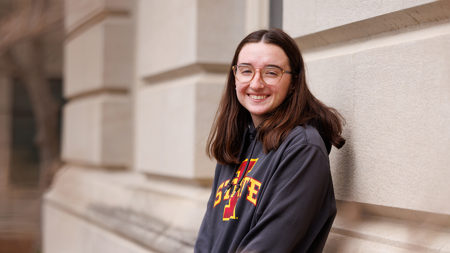 Alyssa Peck portrait